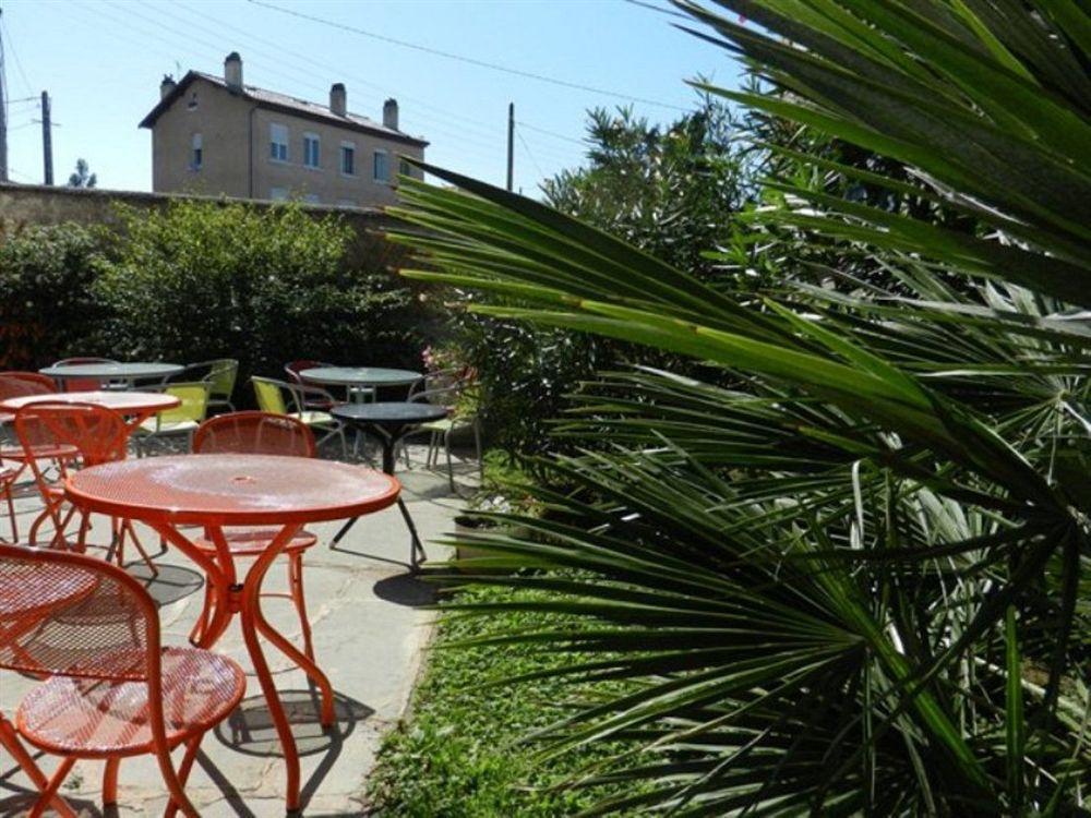 Val De Saone Lyon Caluire Rillieux 2*